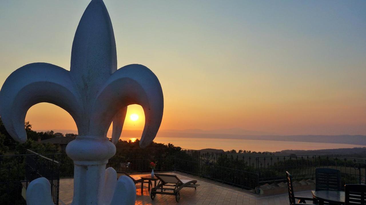 I Gigli Del Belvedere Montefiascone Eksteriør bilde